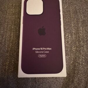 Apple iPhone 16 Pro Max Silicone Case - Rich Purple